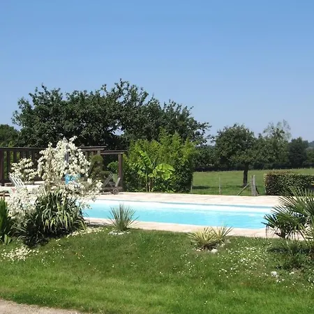 Douce Chaumiere